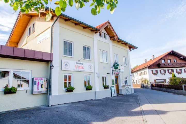Taverna Unik Saaldorf Esterno foto